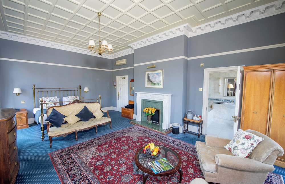 The Central Hotel Scarborough 25/44