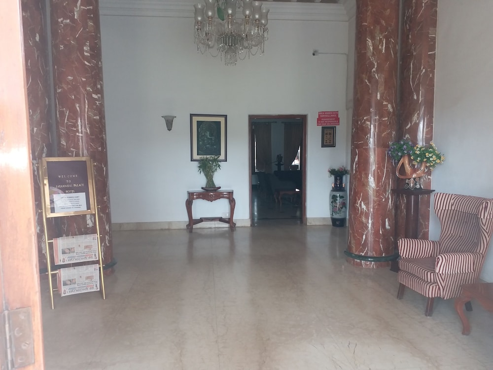 Jayamahal Palace Hotel 10/68