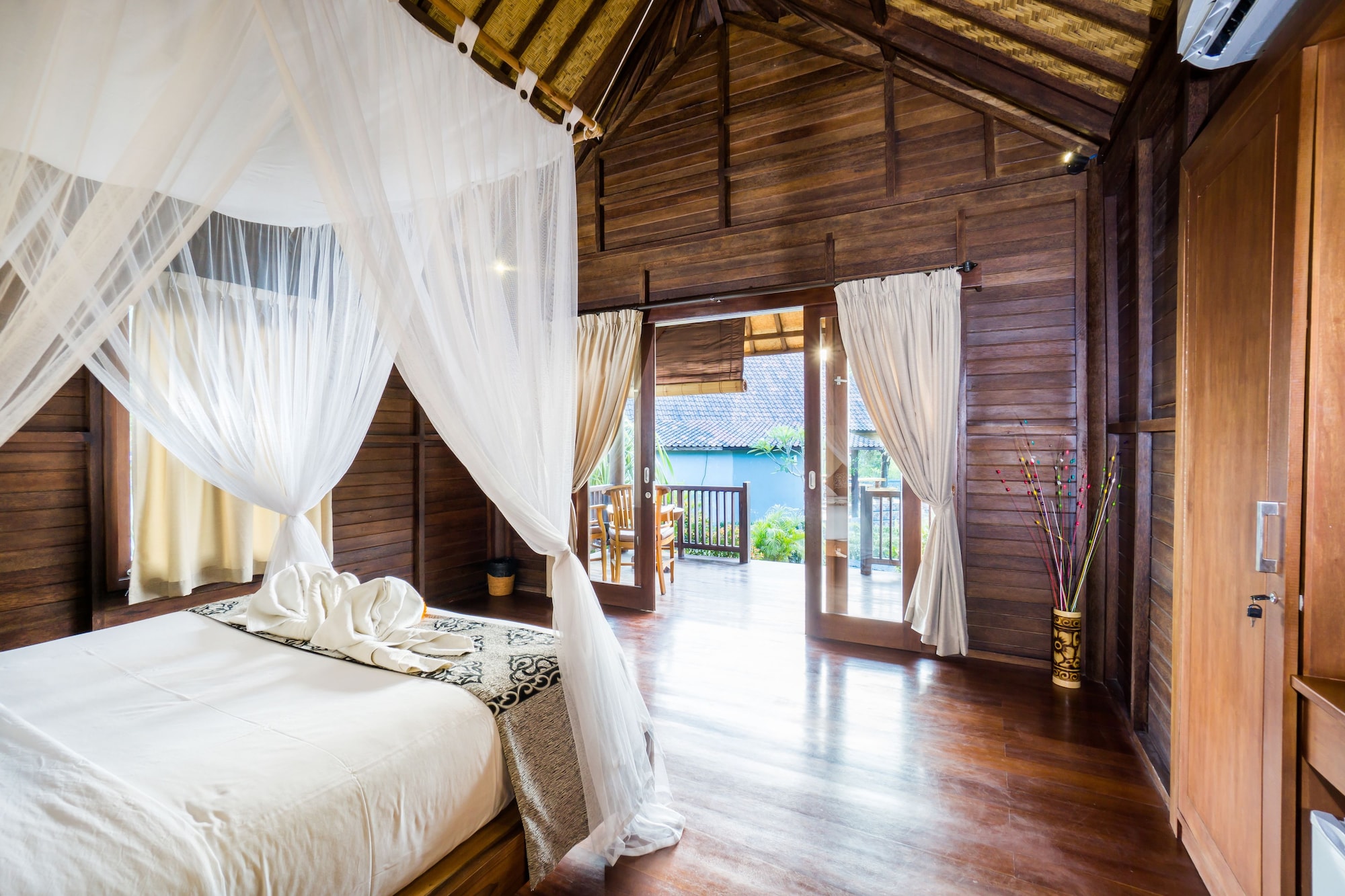 Bungalow, Sea View
