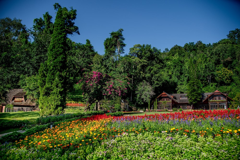 Flora Creek Chiang Mai 72/77