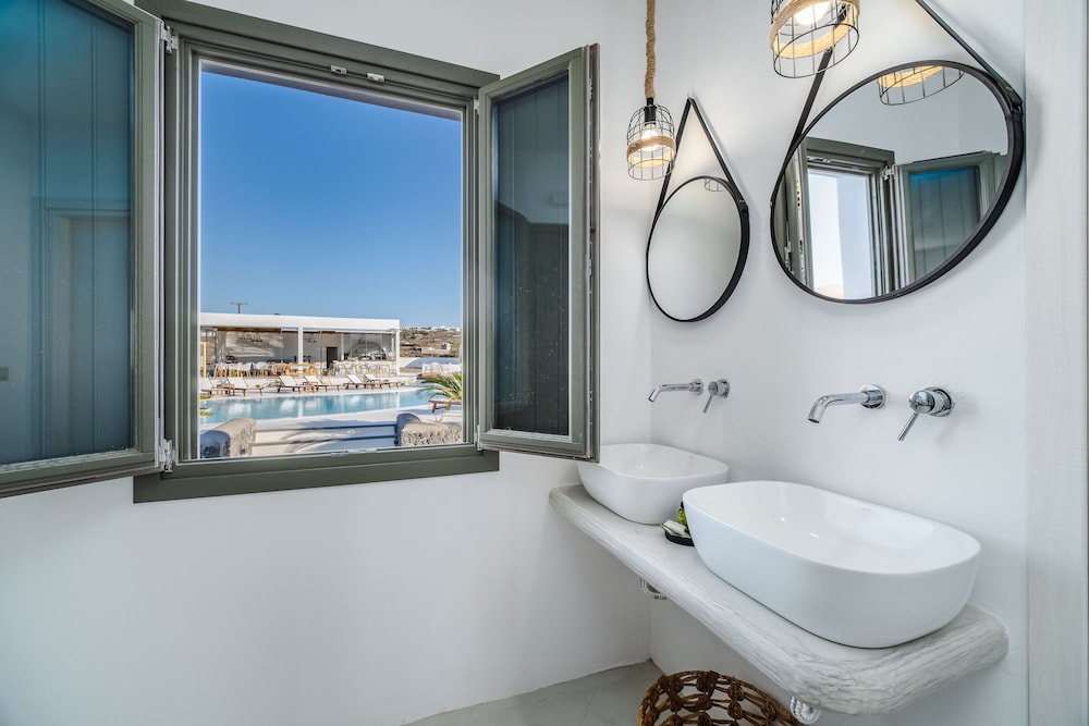 Amethyst Exclusive Suites Oia 71/72
