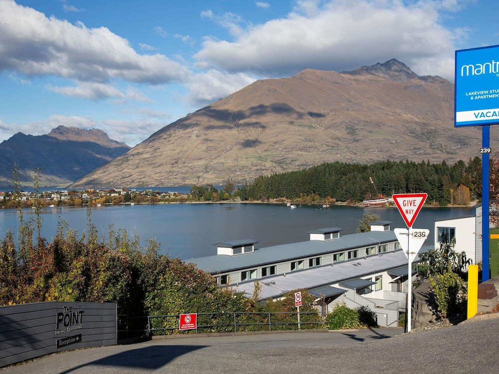 Mantra The Point Queenstown 56/61