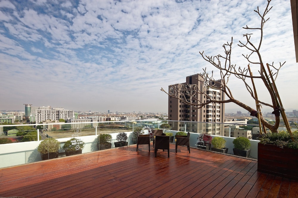 Hotel 7 Taichung 66/71