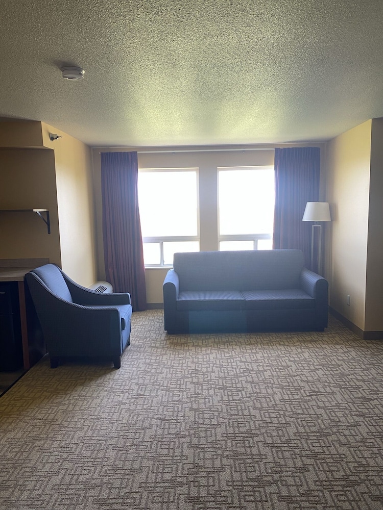Super 8 By Wyndham Jackson Mn 6/41
