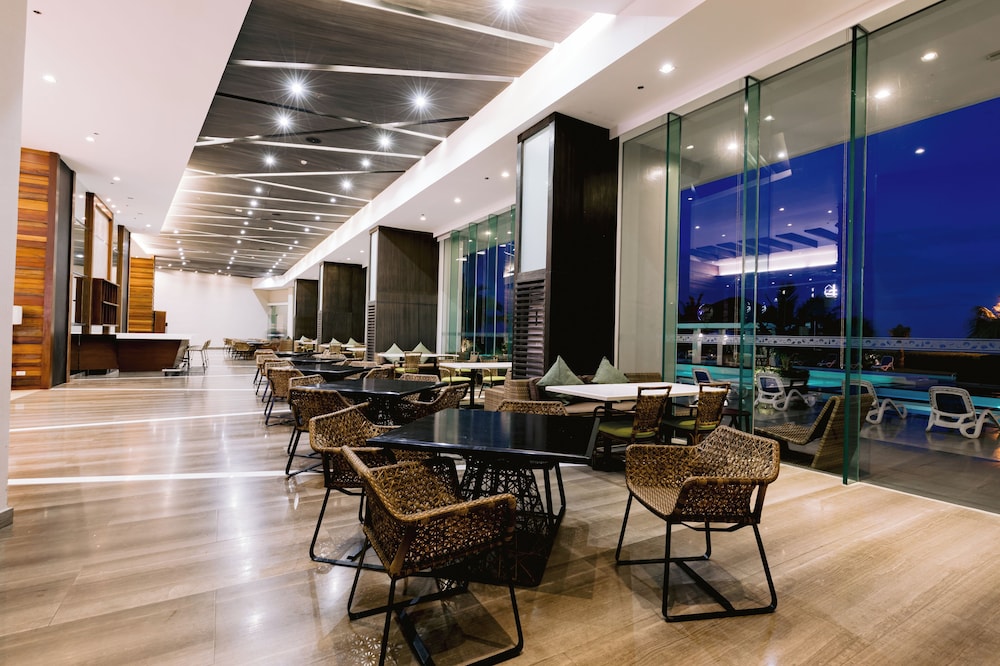 Arterra Hotel and Resort 35/50