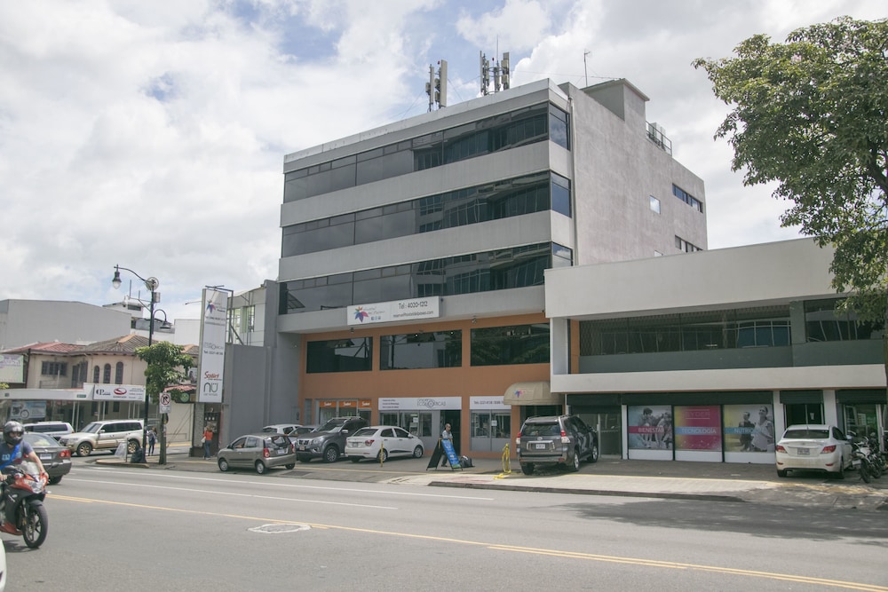 Hostel Del Paseo 47/50