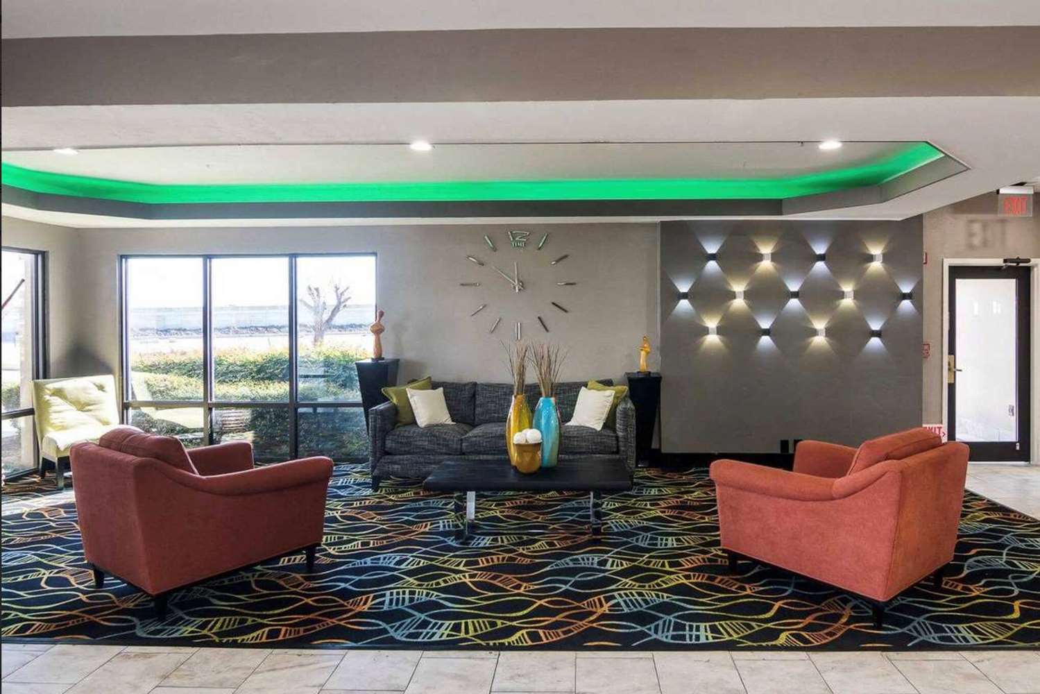 Days Inn by Wyndham Fort Worth North / Fossil Creek 4/10