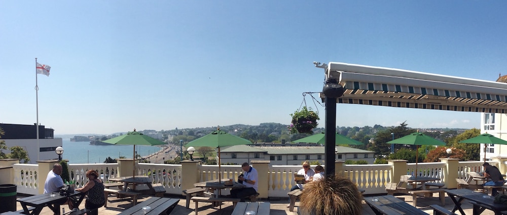 The Heritage Hotel 4/49