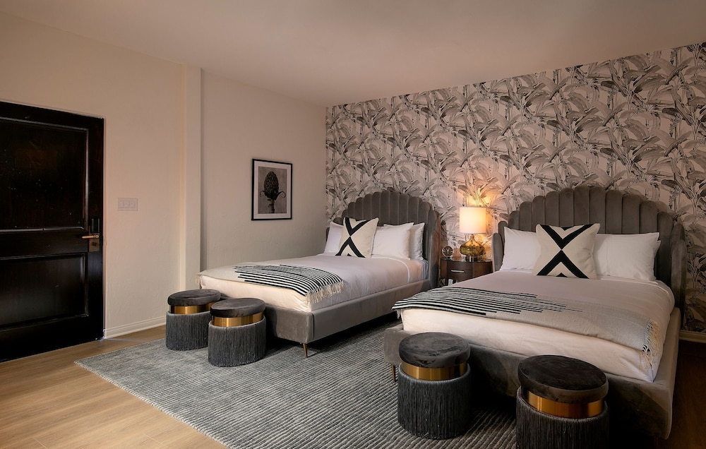 Room, 2 Queen Beds