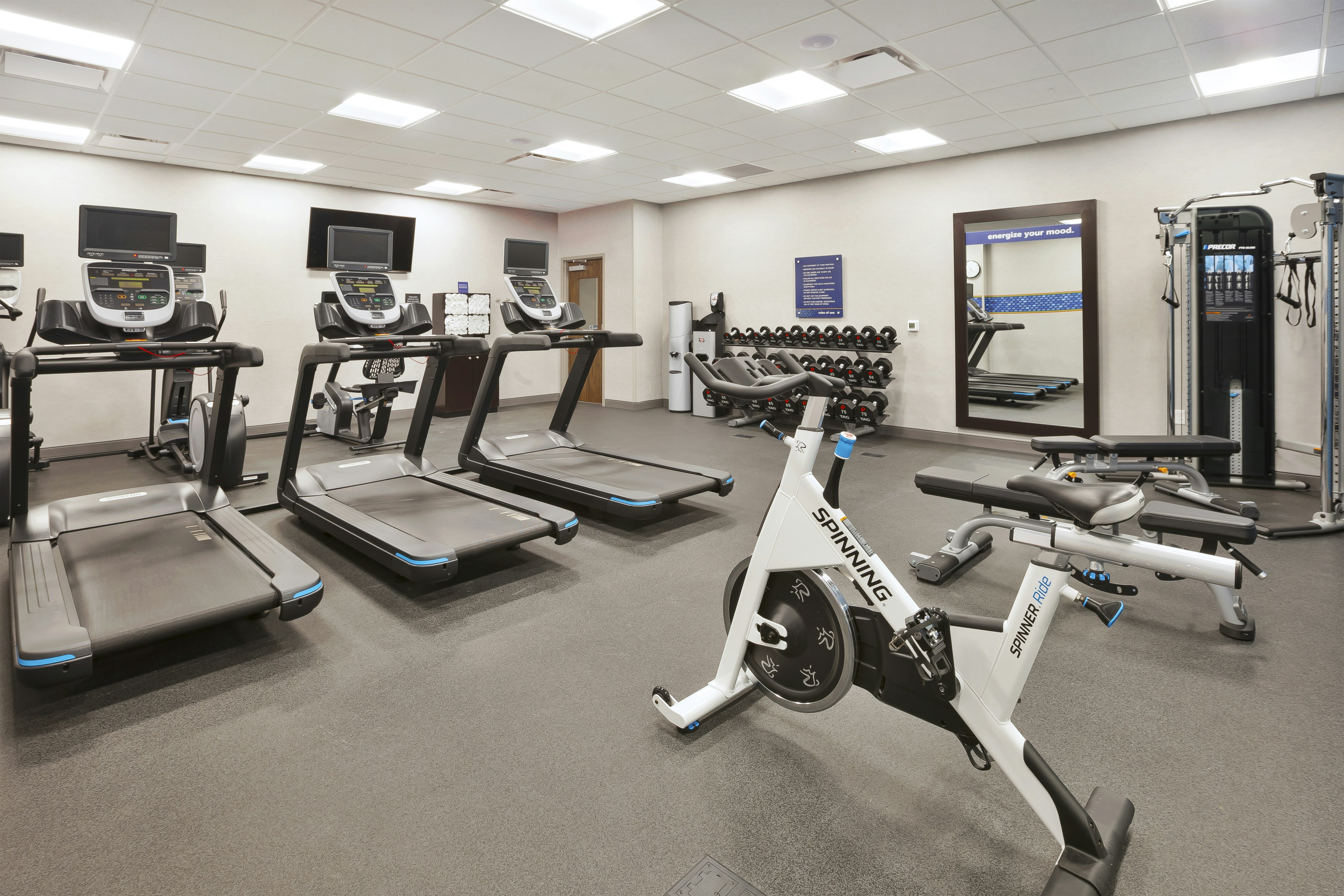 Hampton Inn & Suites Grandville Grand Rapids South 22/35