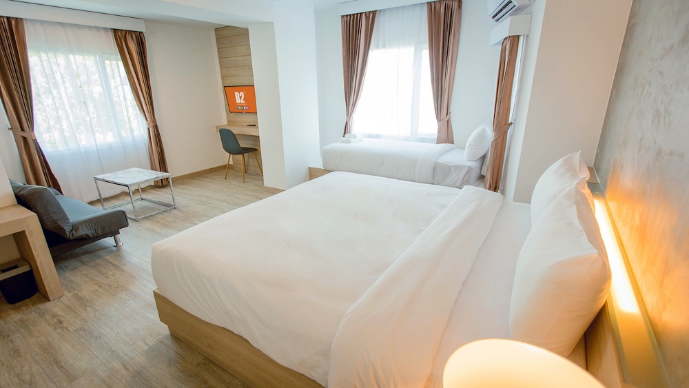 B2 Nakhonsawan Premier Hotel 11/15