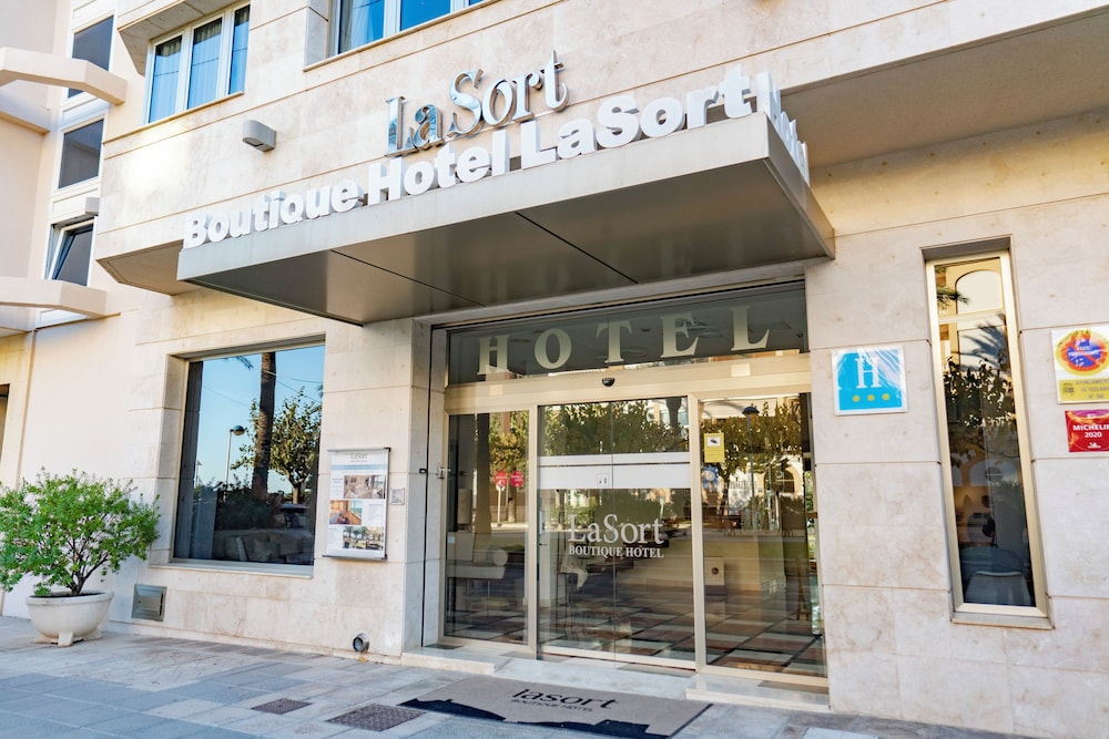 La Sort Hotel 1/50