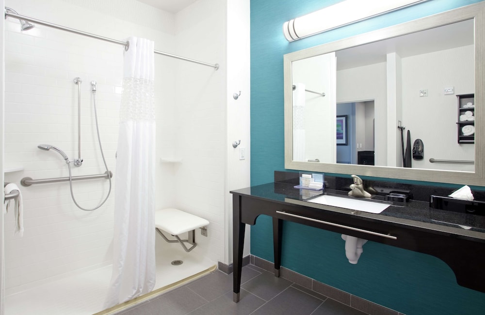 Hampton Inn Kearney 35/57