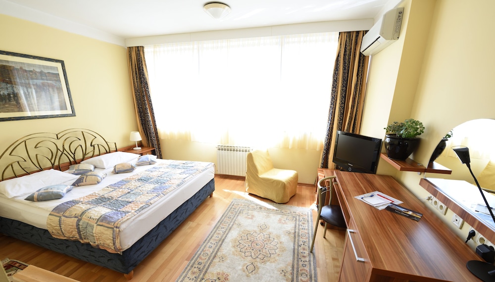 Hotel Art 21/58