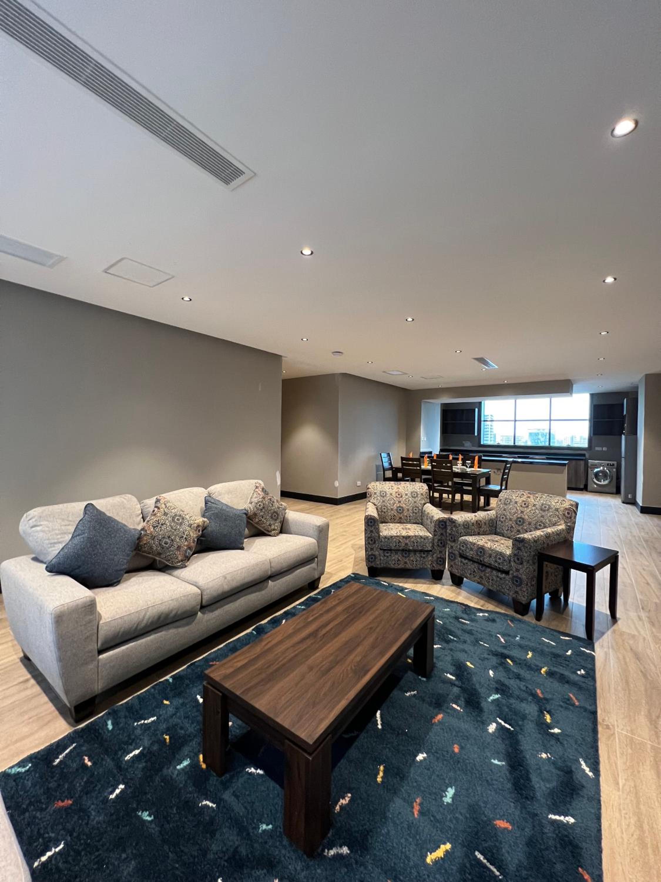 Sincerely Yours Suites & Serviced Apartments 41/56