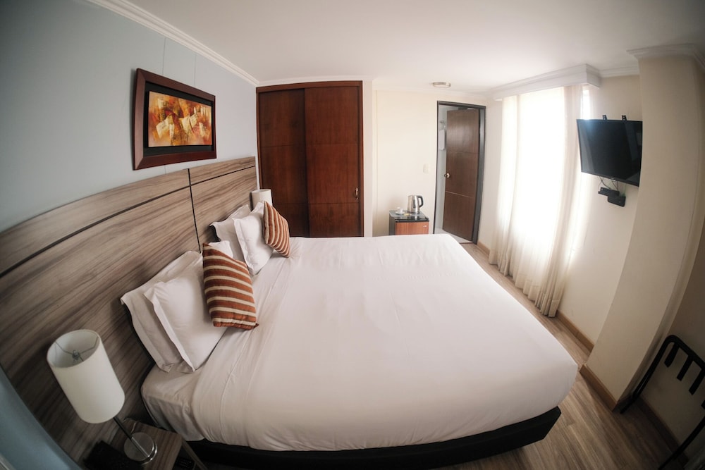 San Pablo Hotel 21/65
