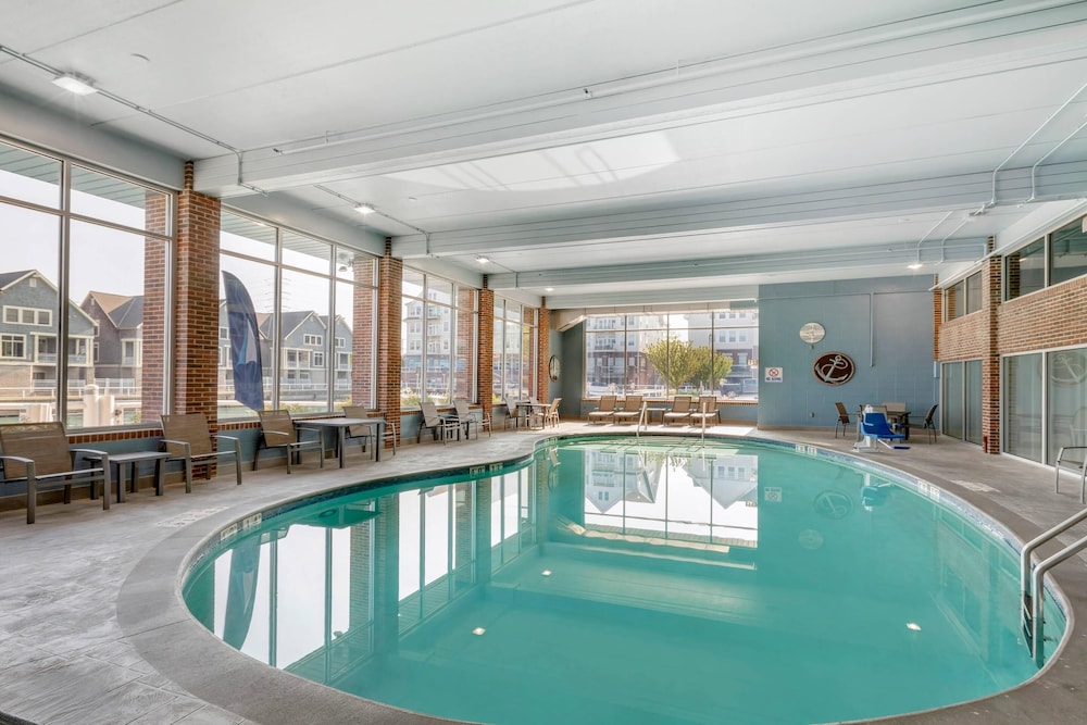 swimming pool spa
