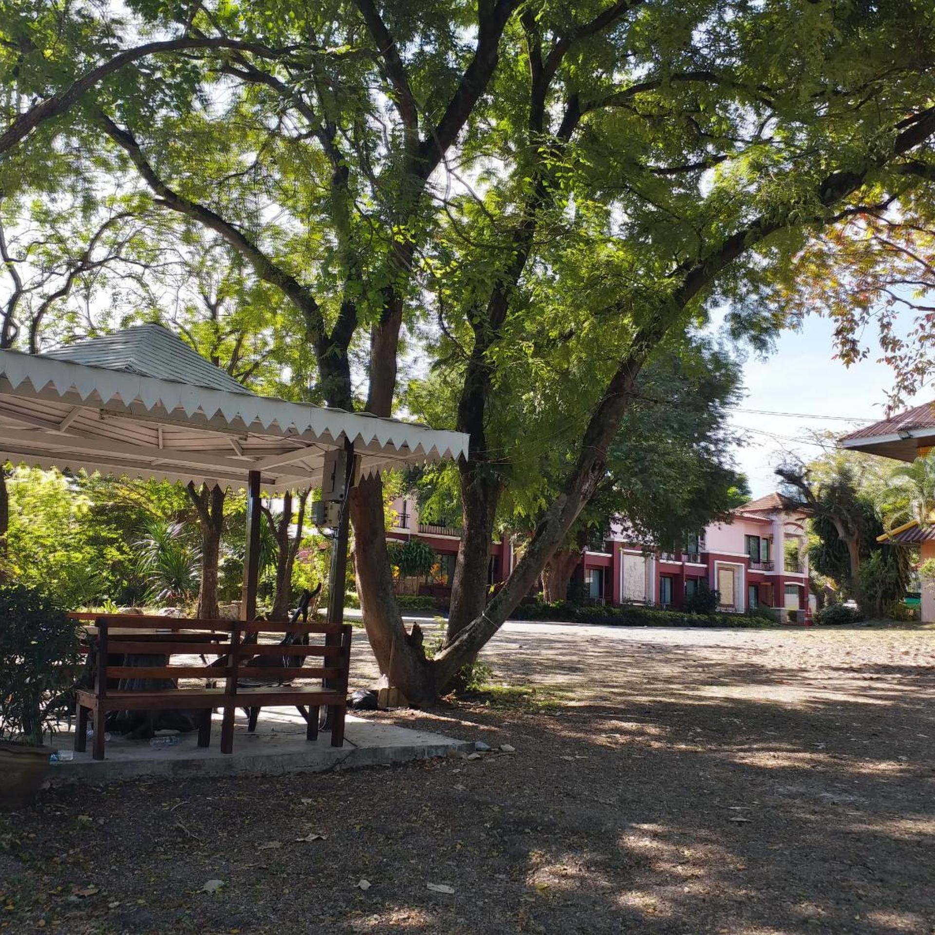 San Paisan Resort 83/95
