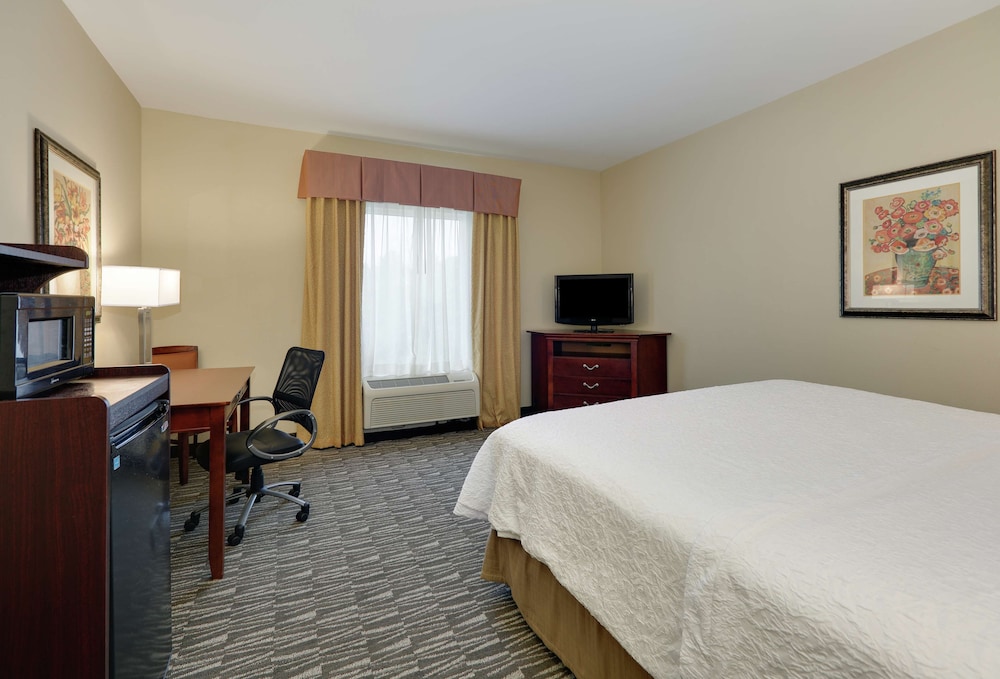 Hampton Inn & Suites Southern Pines-Pinehurst 20/42