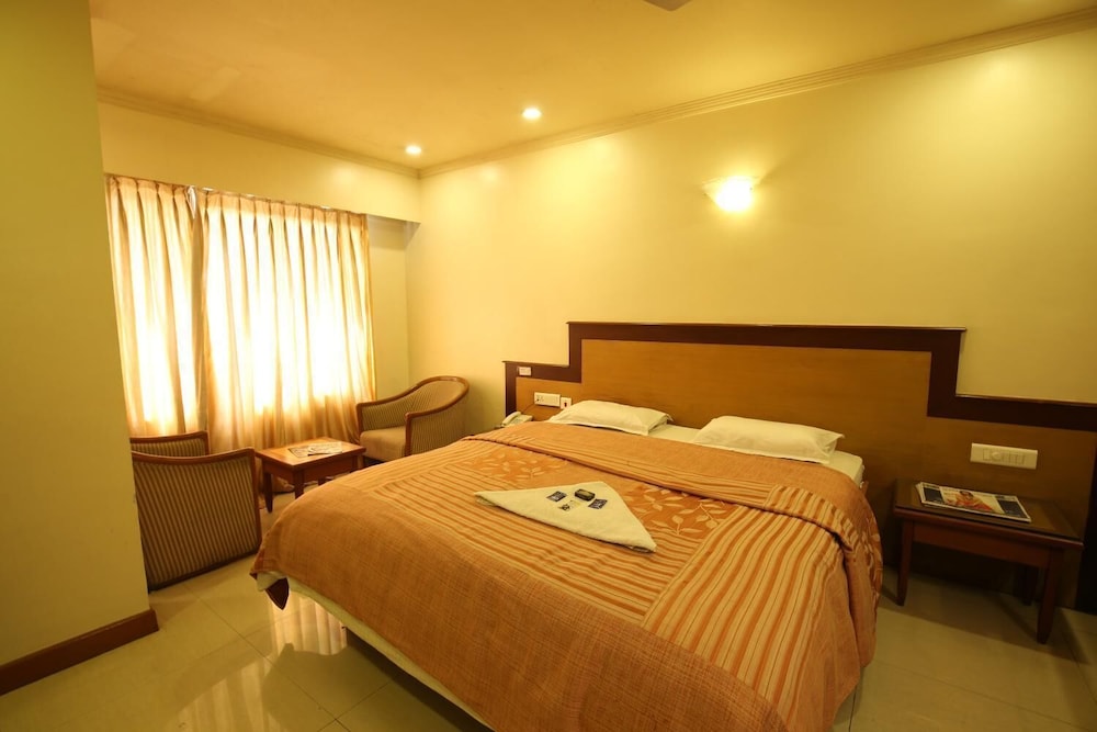 Hotel Kohinoor Square 13/37