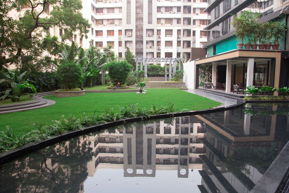 Radisson Blu Mumbai International Airport 60/64