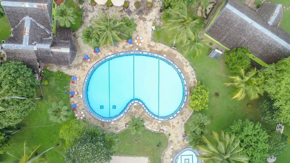 Jumuia Conference & Beach Resort 41/45