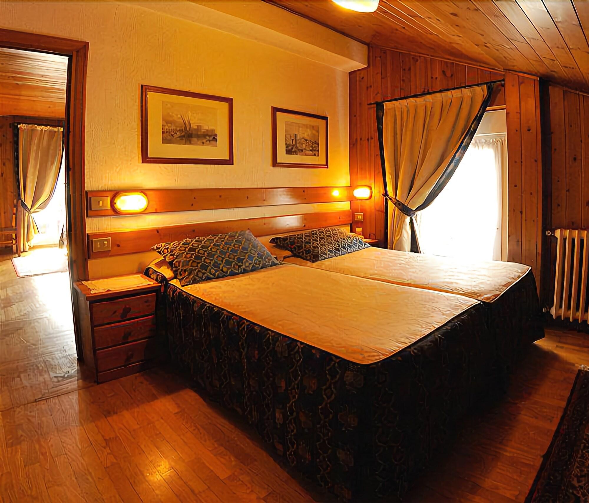 HOTEL BAITA DEI PINI 12/32