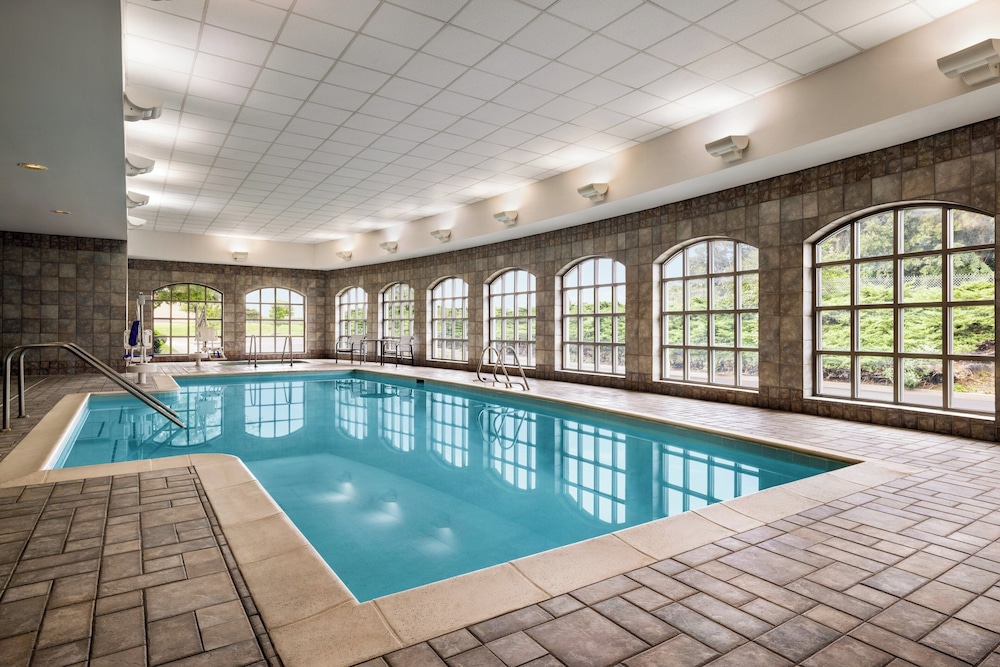 Holiday Inn Express & Suites Hagerstown 39/67