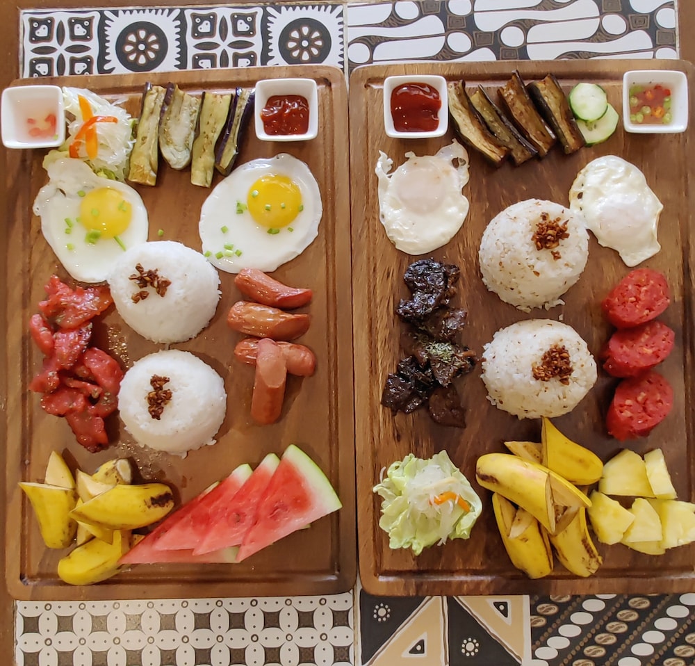 Tagaytay Country Hotel 24/57