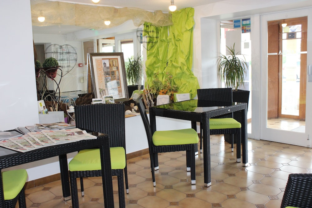 Sure Hotel by Best Western Saintes 55/63