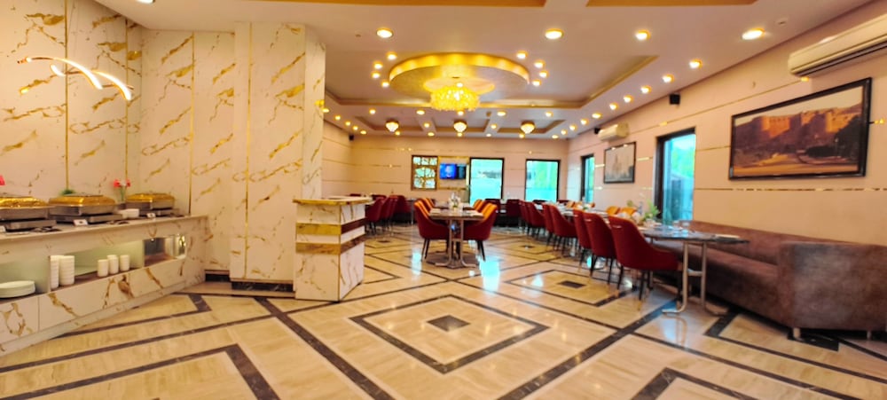 SUN HOTEL AGRA 36/50