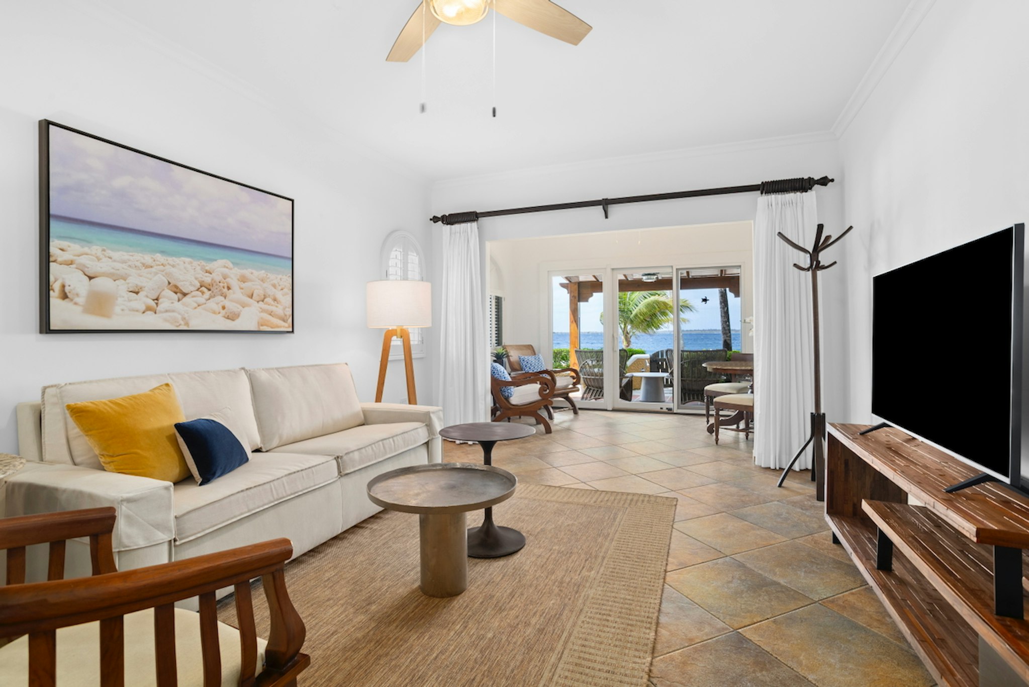 Harbour Village Beach Club 35/75