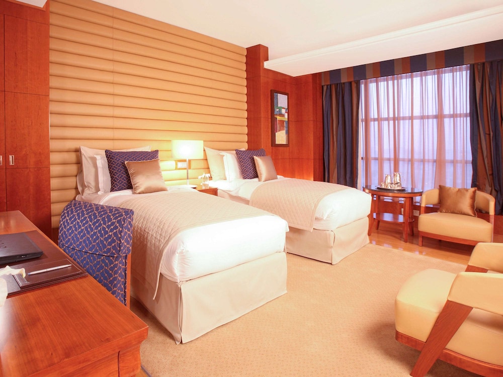 La Cigale Hotel 23/71