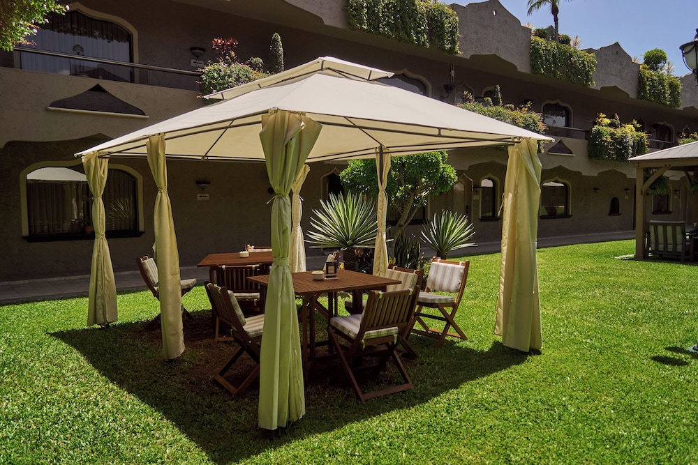 Suites Layfer 38/45