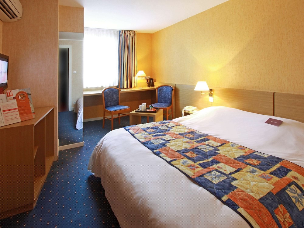 Mercure Luxeuil Les Bains Hexagone 17/71