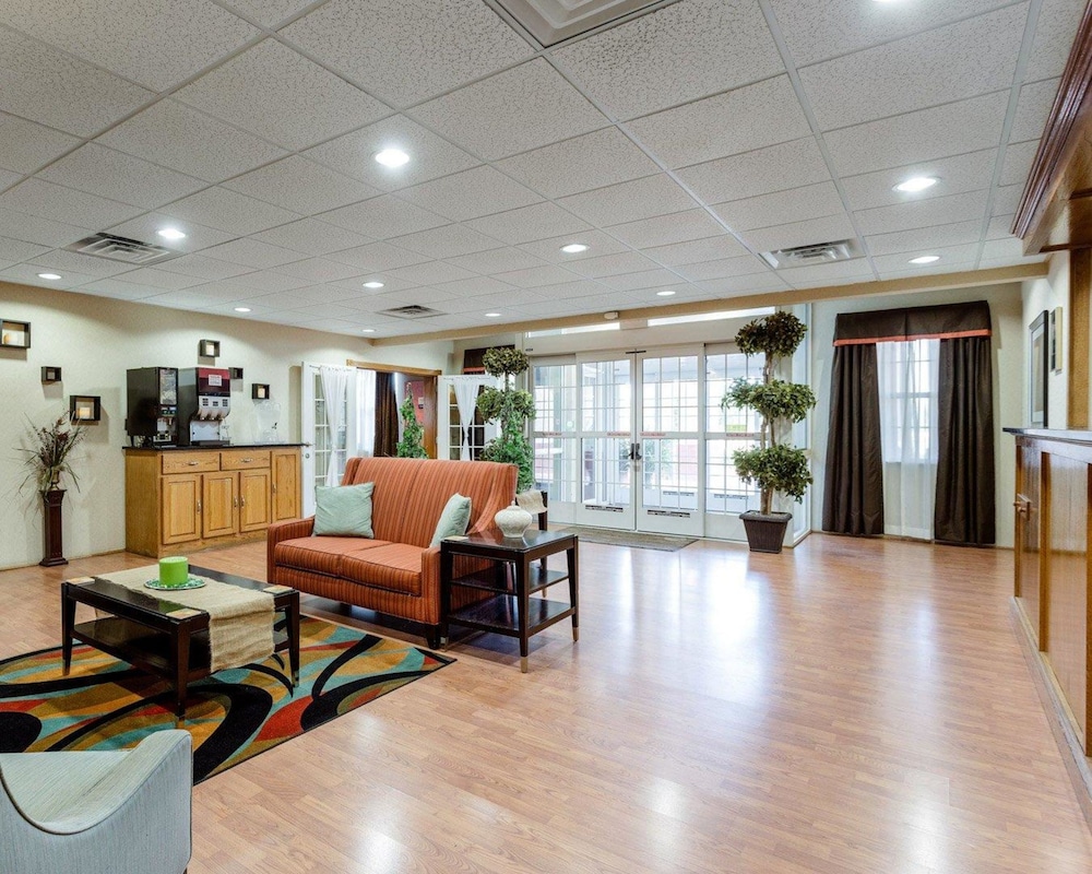Comfort Inn and Suites Grenada 32/40
