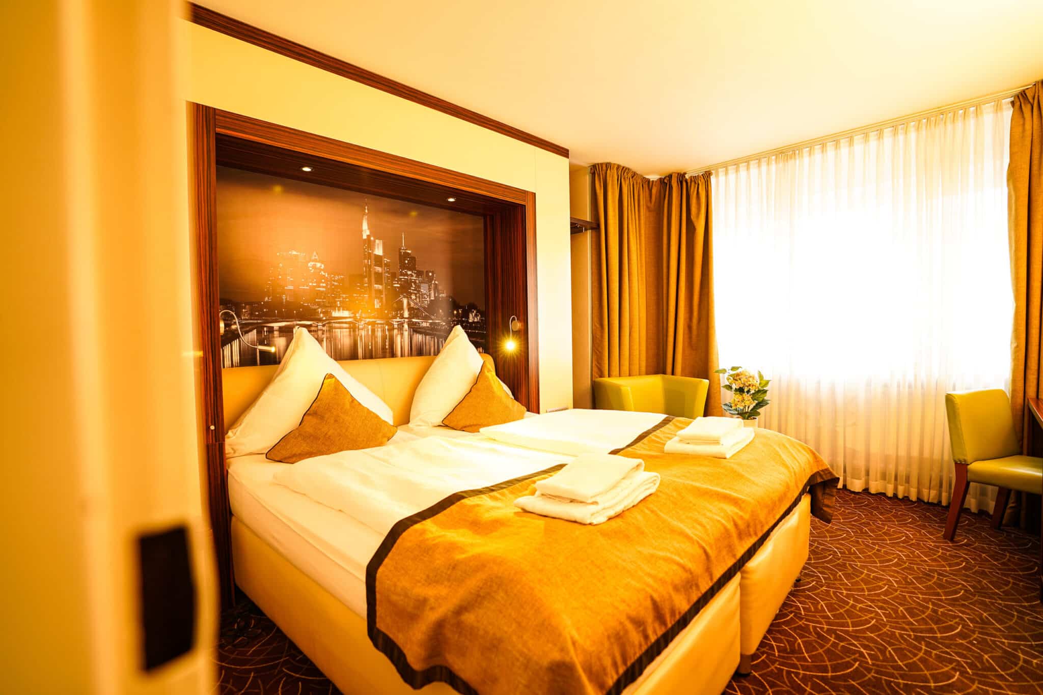 Comfort, King Bed