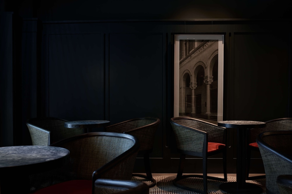 Hilton Melbourne Little Queen Street 32/62