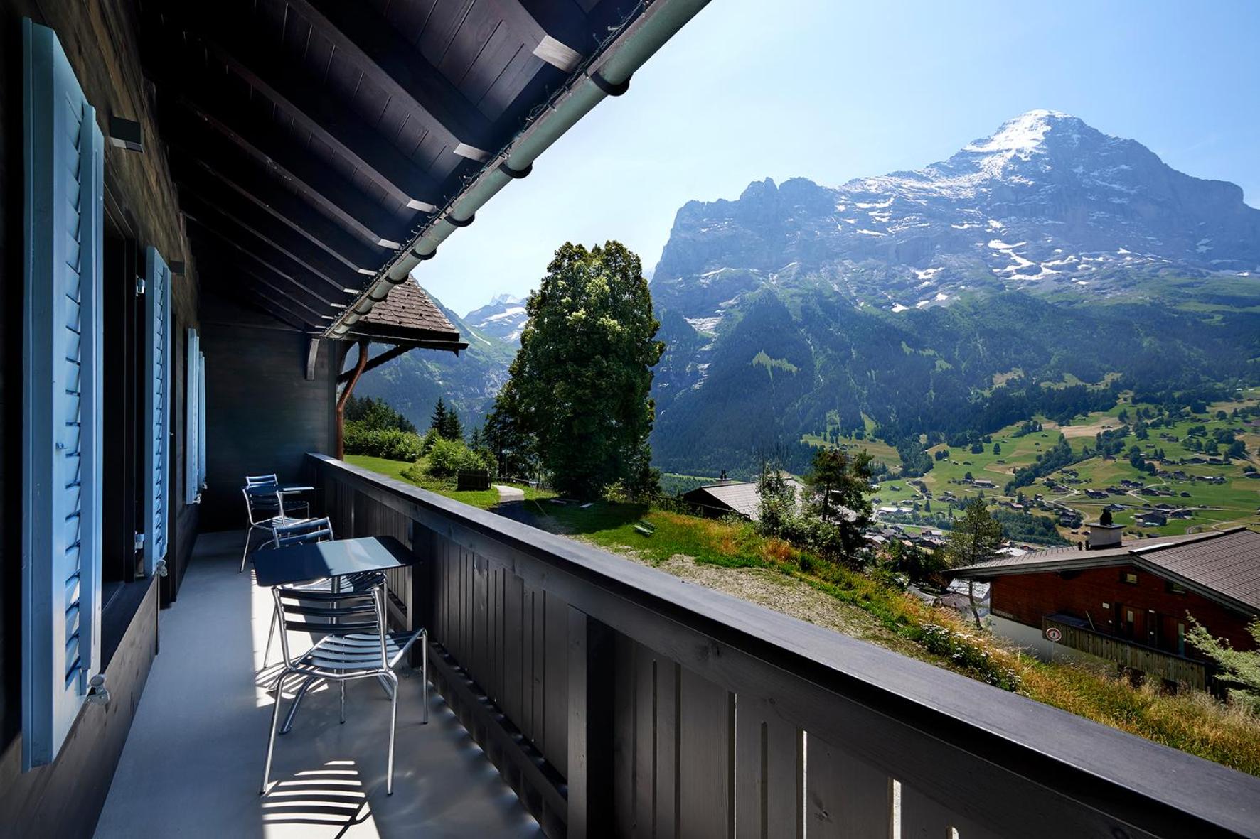 Eiger View Alpine Lodge 3/24