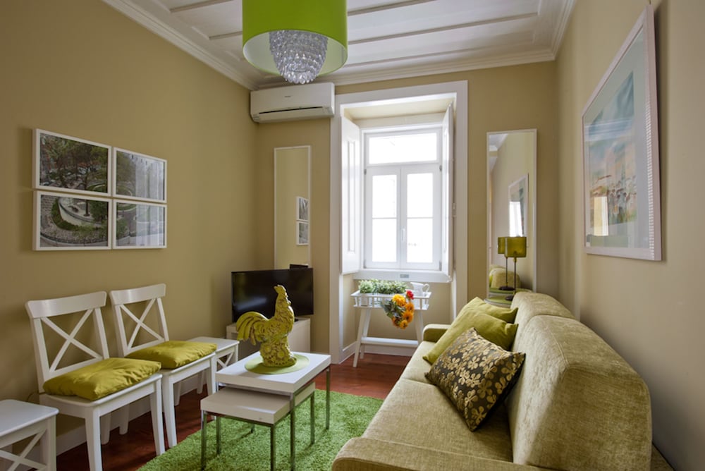 Lisbon Colours Bairro Alto Apartments 28/50