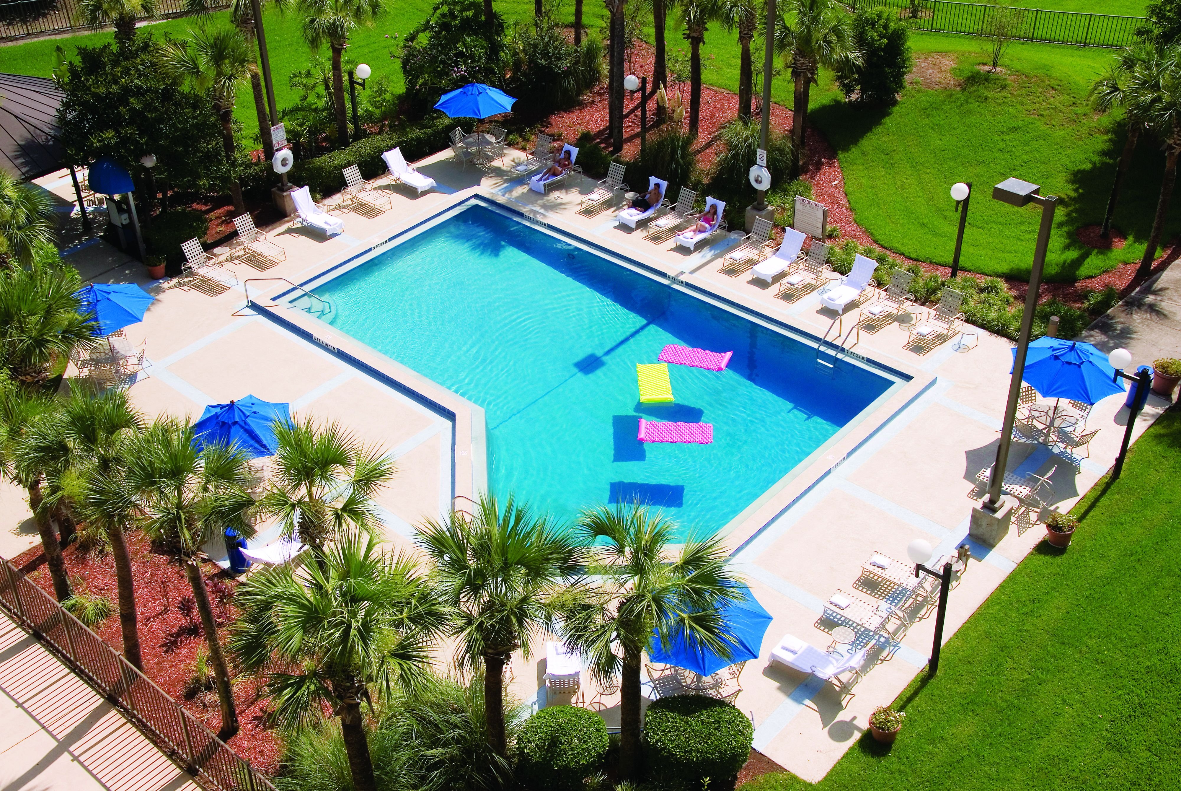 Holiday Inn Orlando International Airport 68/72