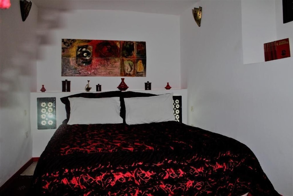 Riad Al Amine 25/30