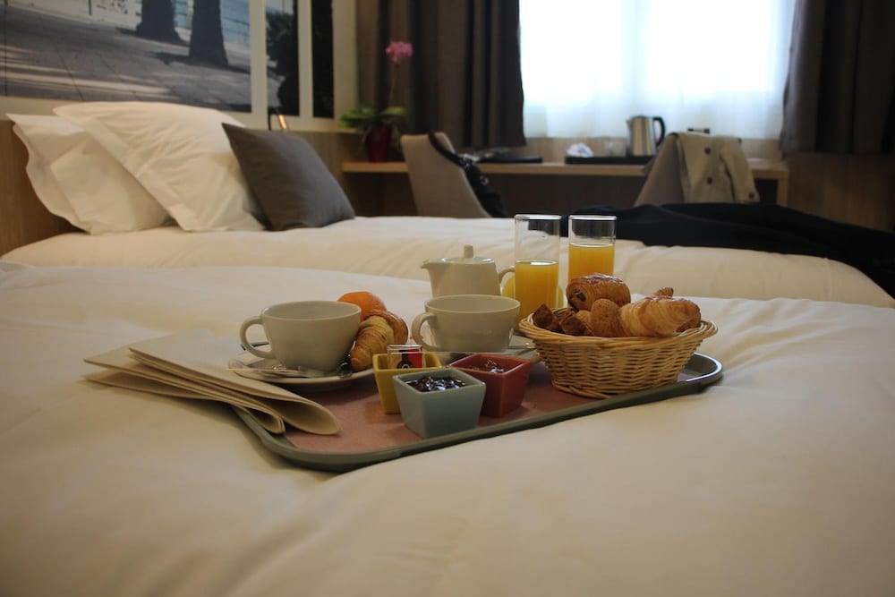 BRIT HOTEL MONTARGIS - LE RELAIS DU MIEL 22/39