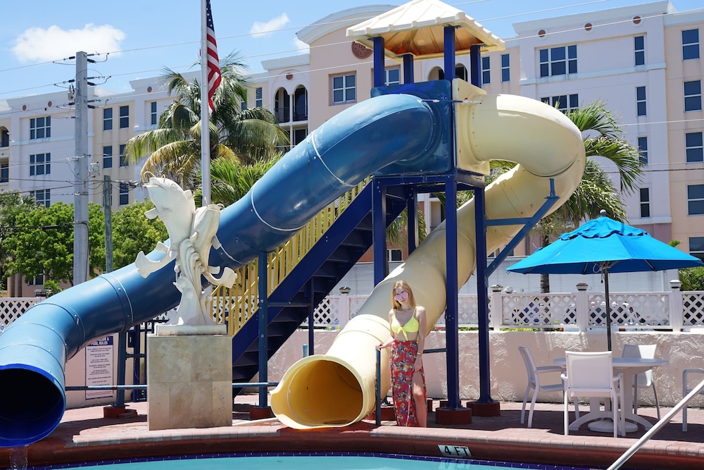 Comfort Inn Oceanside Deerfield Beach 25/46