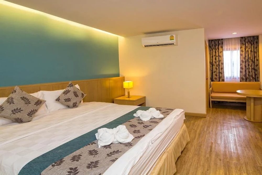 Panya Resort Hotel 12/50
