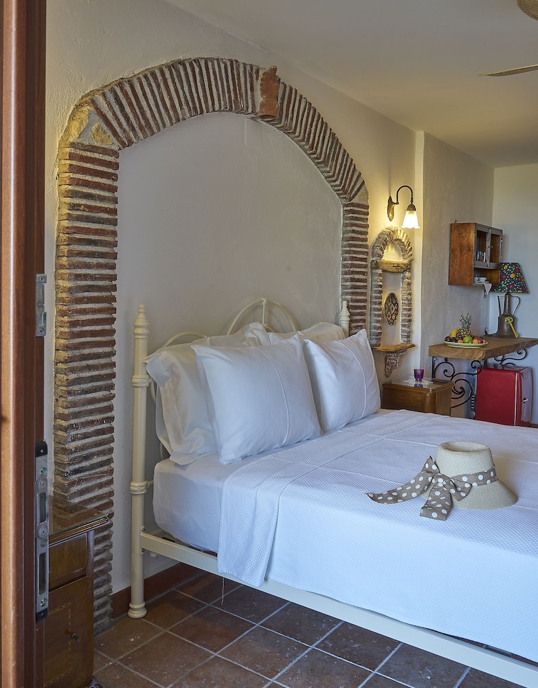GARDEN SUITE, HOT TUB