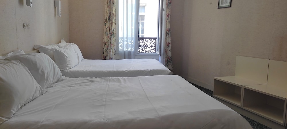 GRAND HOTEL DU HAVRE 44/74