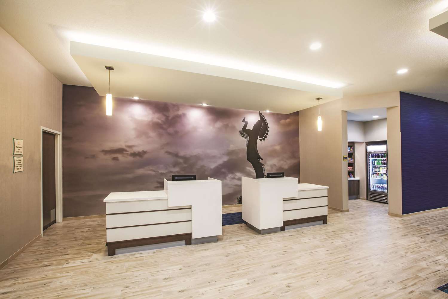 La Quinta Inn And Suites By Wyndham Wichita Northeast 5/37