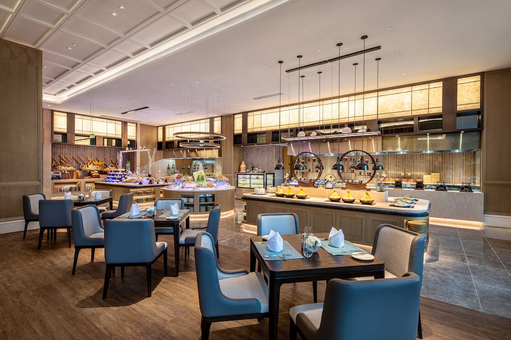 C&D Hotel Xiamen Xiang’an 60/82