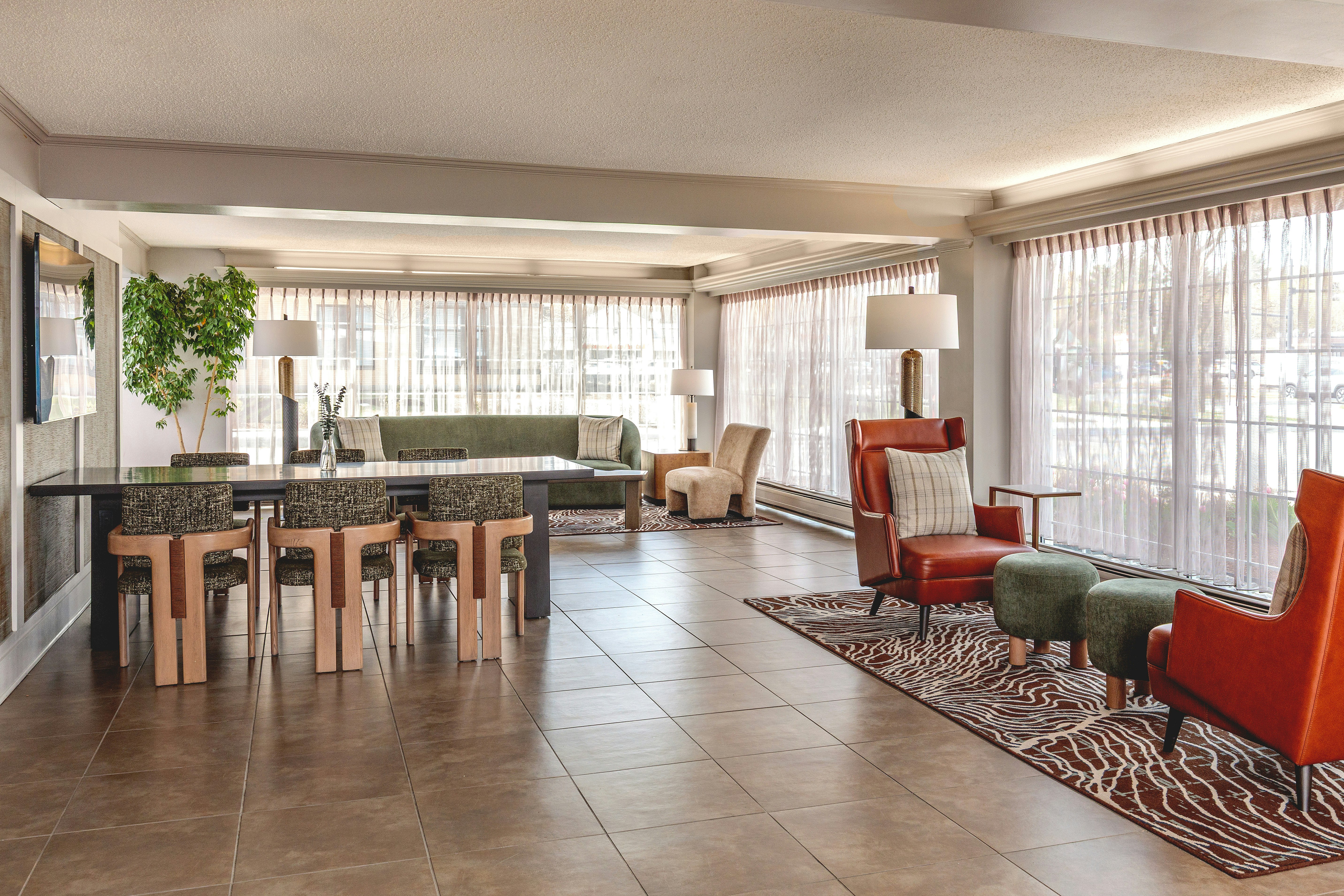 Doubletree By Hilton Burlington Vermont 48/88